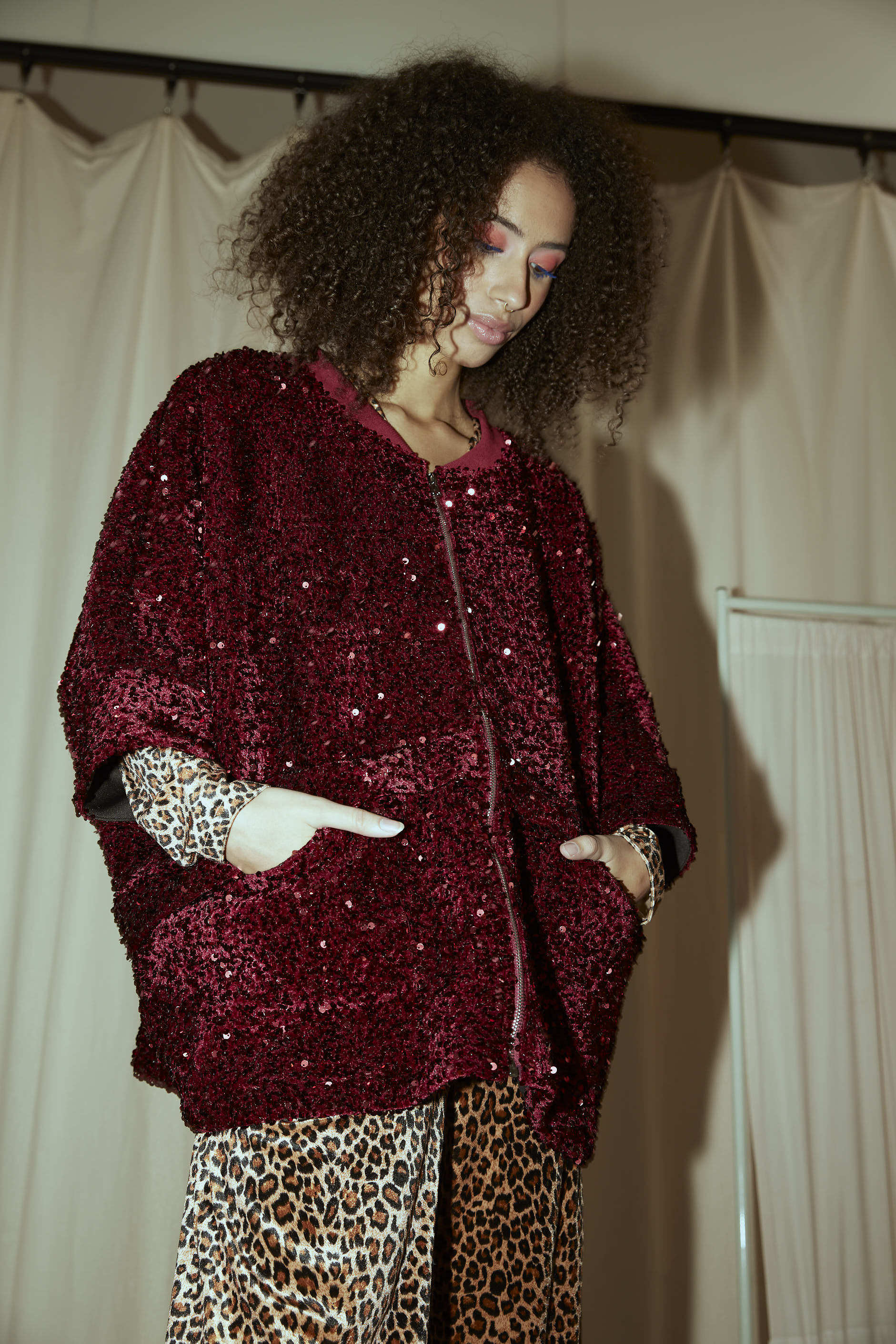 HUNKØN Kaia Sequin Jacket Jackets Deep red