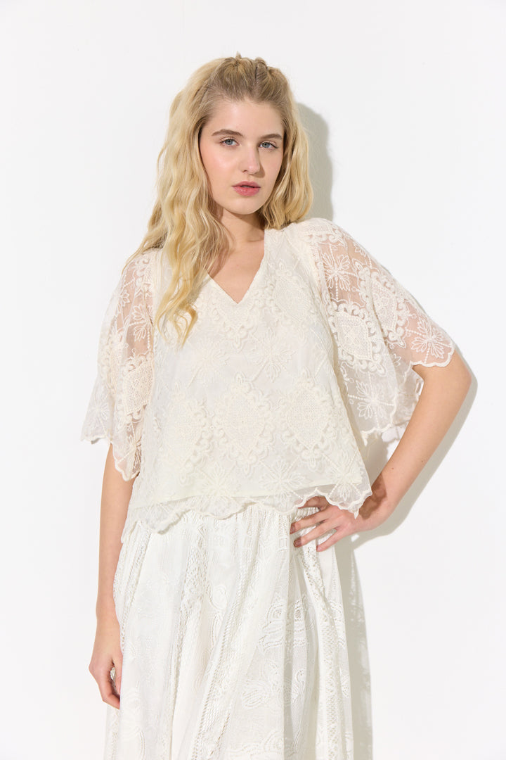 HUNKØN Lulu Lace Blouse Blouses Cream Lace