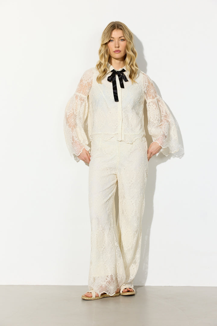 HUNKØN Lulu Lace Shirt Shirts Cream Lace