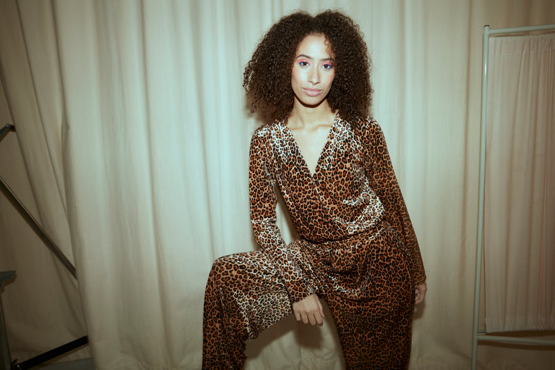 HUNKØN Angela Velour Jumpsuit Jumpsuits Leopard