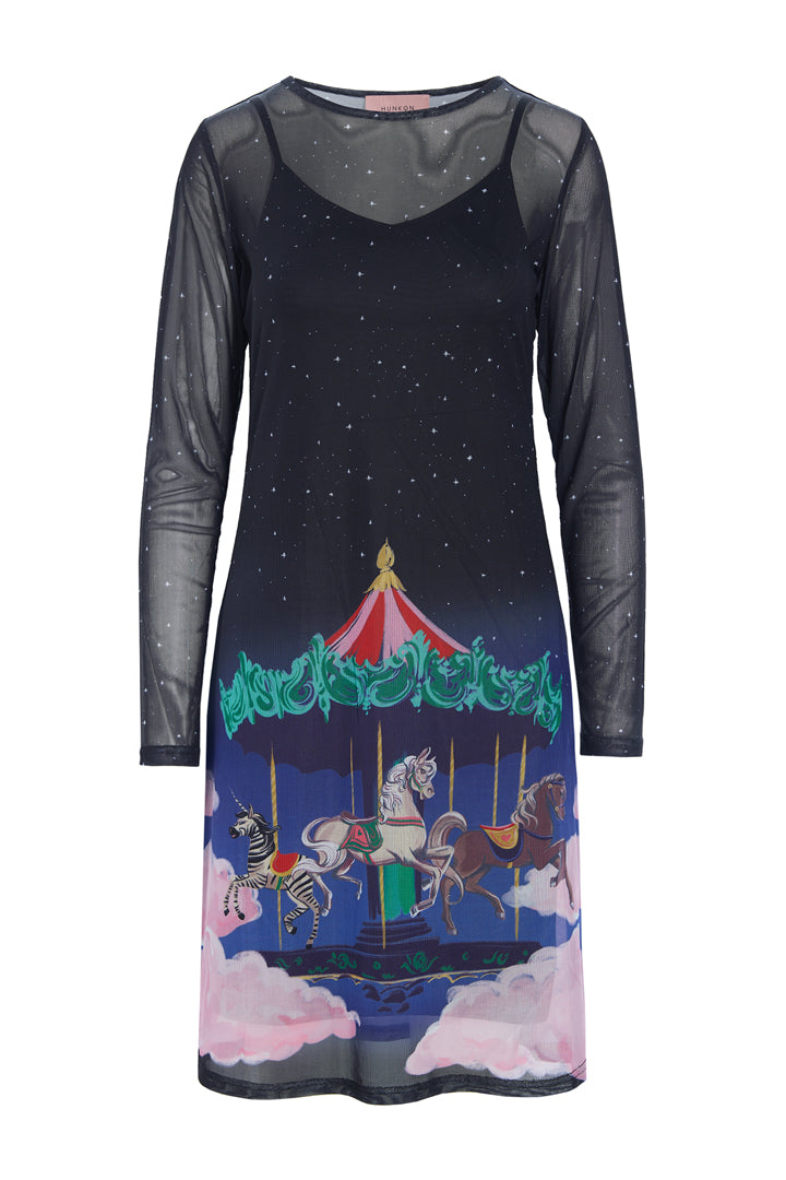 HUNKØN Calista Mesh Dress Dresses Dream Fairground Art Print