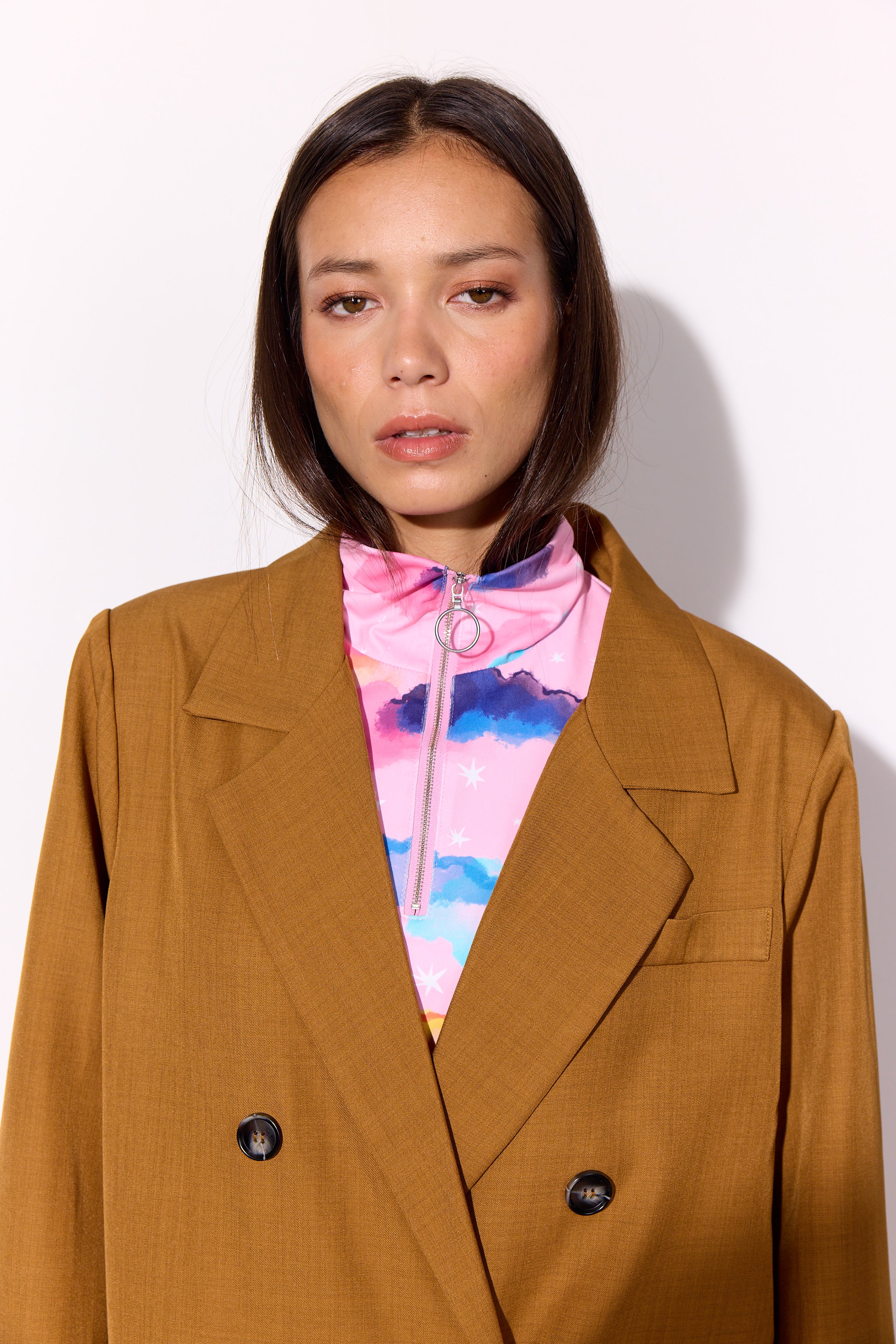 HUNKØN Diana Zipper Blouse Blouses Pink sky Art Print