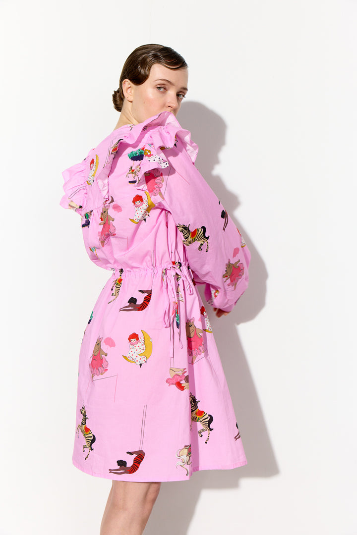 HUNKØN Floss Dress Dresses Pink Showstopper Art Print