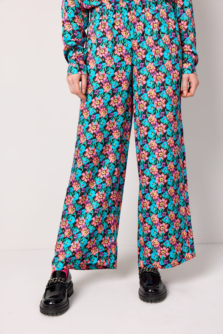 HUNKØN Gloria Trousers Trousers Flowerbomb Art Print