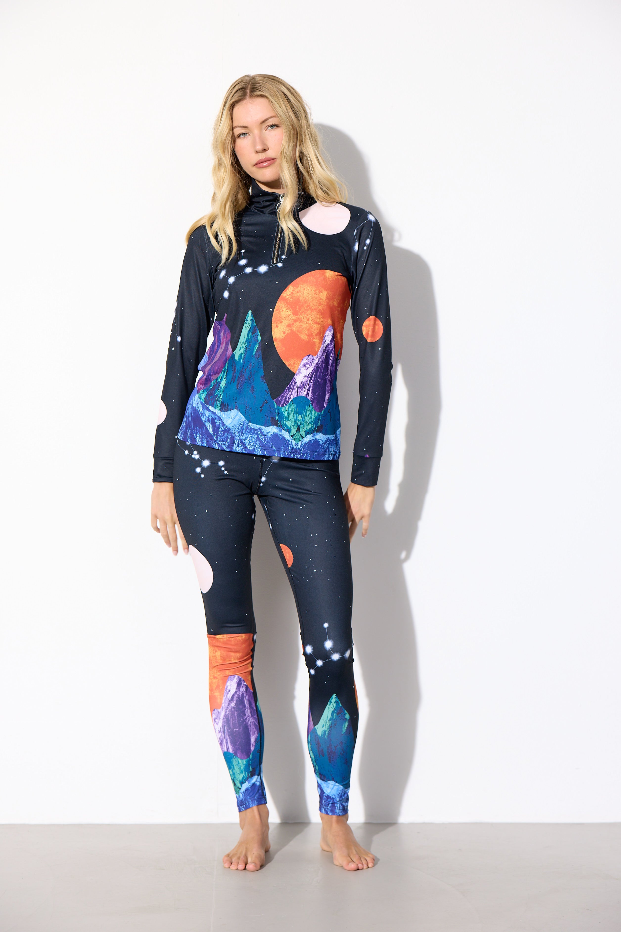 HUNKØN Nebula Zipper Blouse Blouses Outer Space Art Print