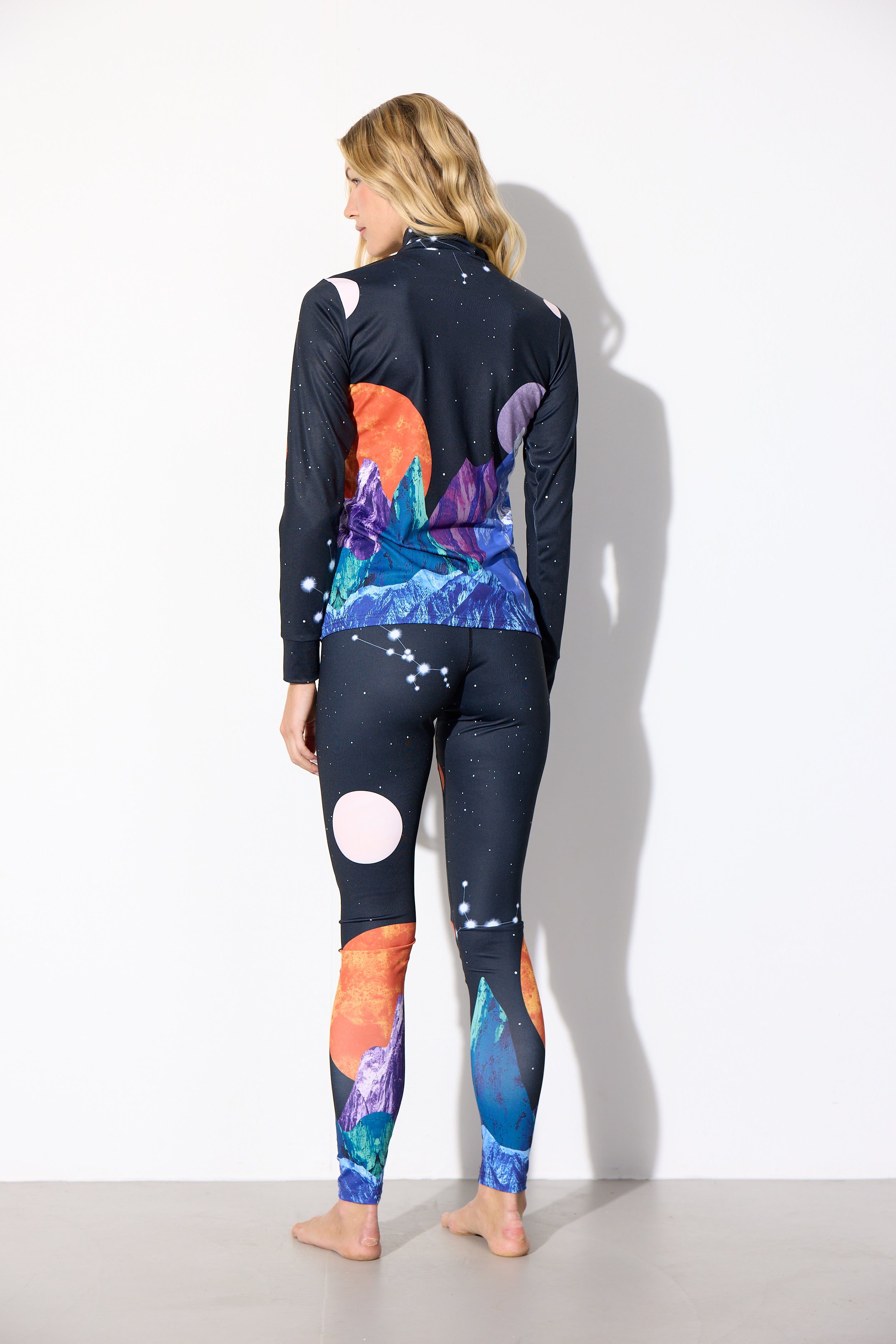 HUNKØN Nebula Zipper Blouse Blouses Outer Space Art Print