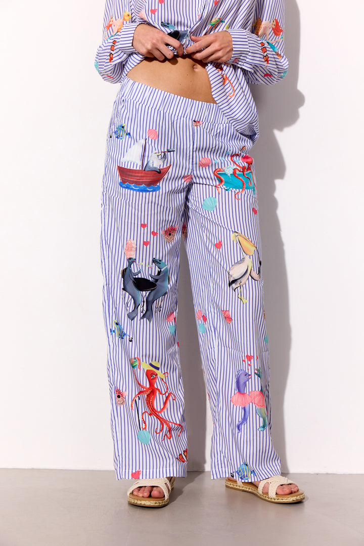 HUNKØN Nessie Trousers Trousers Blue Ocean Art Print