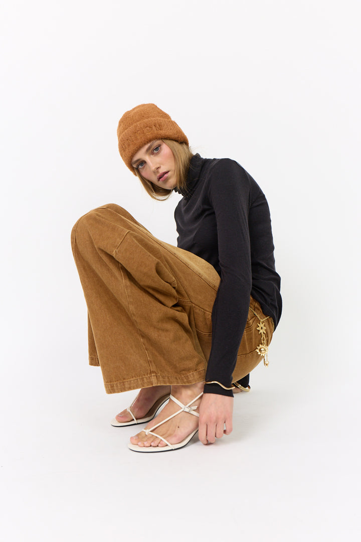 HUNKØN Rebekka Turtleneck Blouses Black