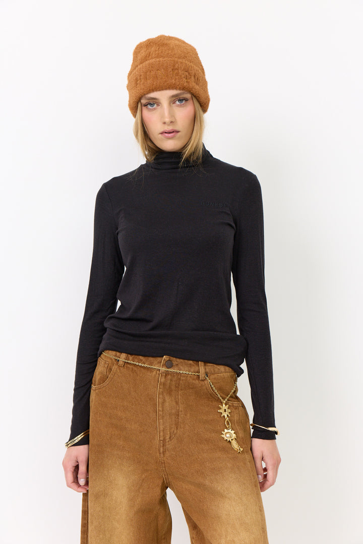 HUNKØN Rebekka Turtleneck Blouses Black