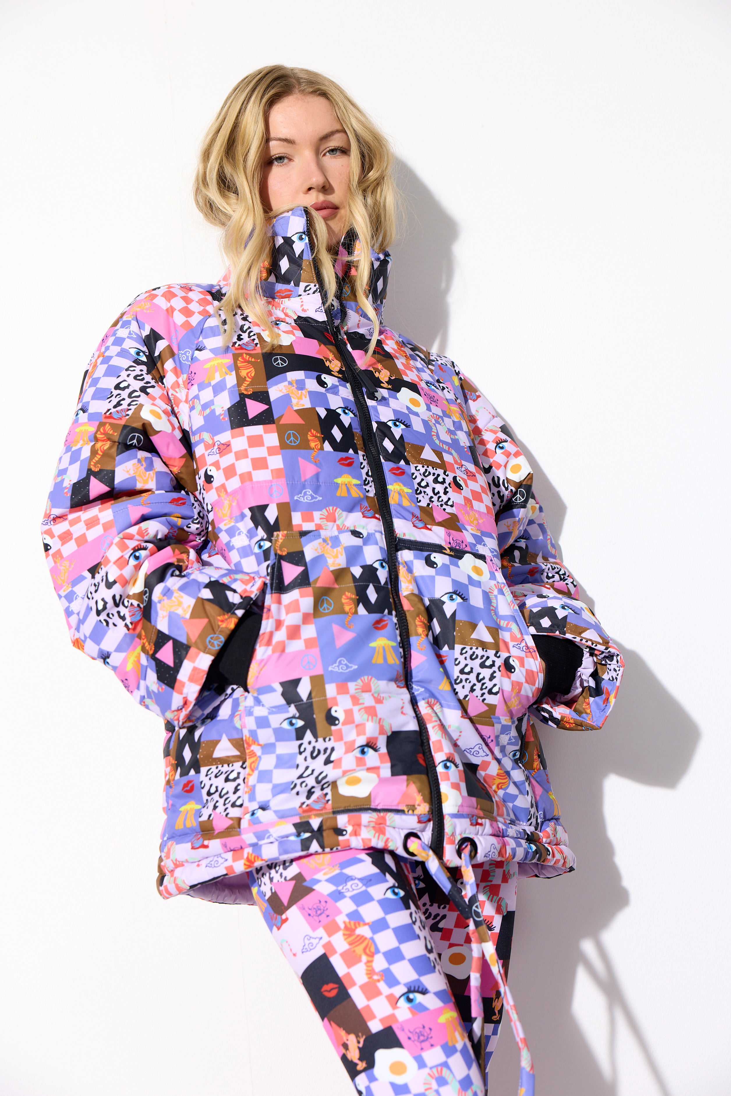 HUNKØN Roxanna Jacket Jackets Multiverse Art Print
