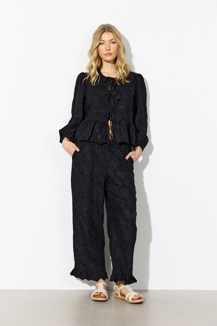 HUNKØN Vanya Shirt Shirts Black