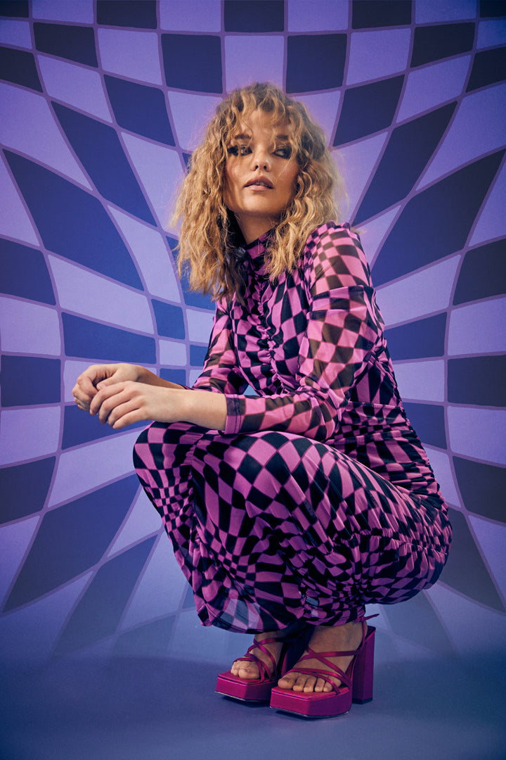 HUNKØN Colette Wrinkle Dress Dresses Purple Warp speed Art print
